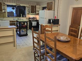 1605 6th St, Richlands, VA 24641