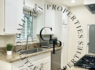 321 12th St #2A-1, Huntington Beach, CA 92648