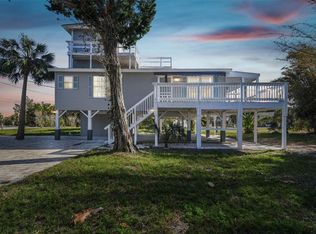 3476 Tidewater Dr, Weeki Wachee, FL 34607