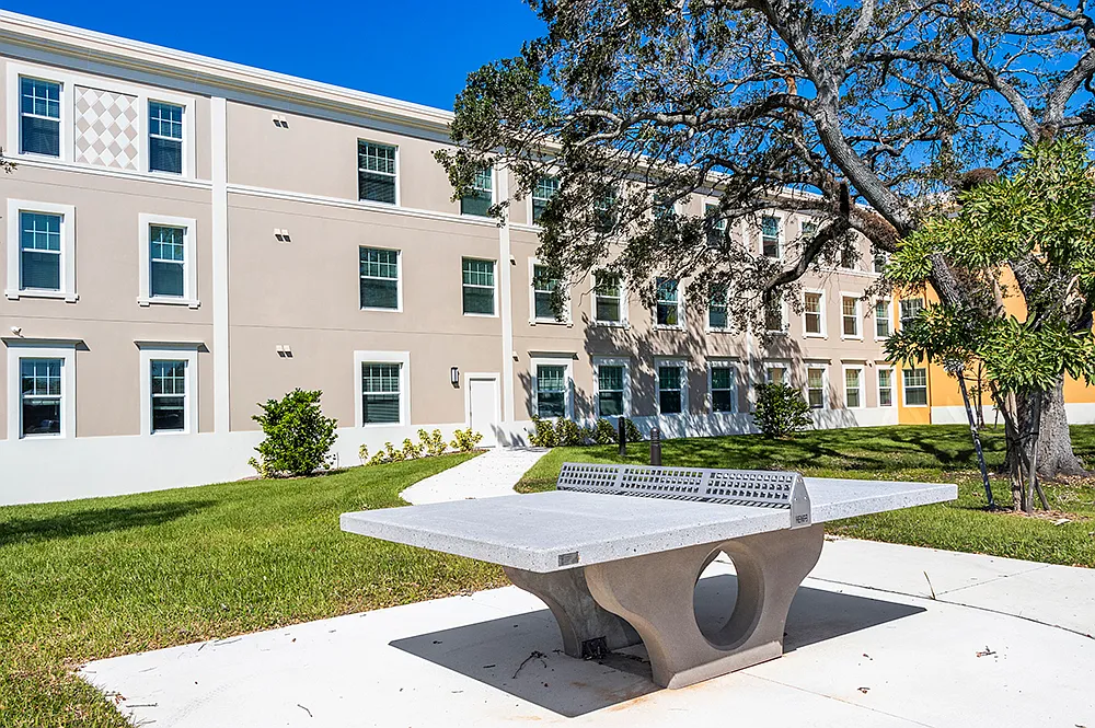 Amaryllis Park Place — Photo 4