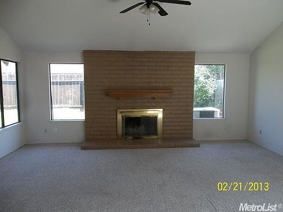 3rd image of 2210 Lido Cir