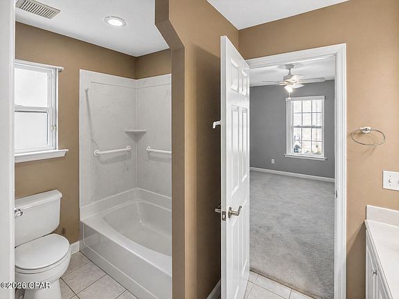 3rd image of 11916 Shea Ln