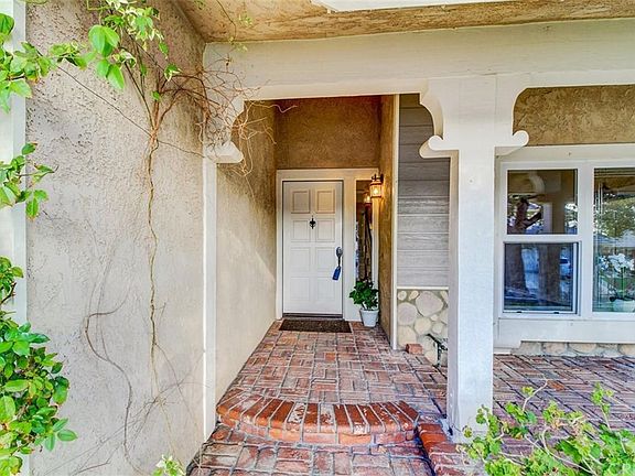2nd image of 6594 Oak Forest Dr
