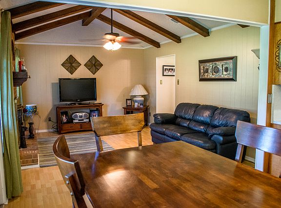 4th image of 6319 Pickering Dr