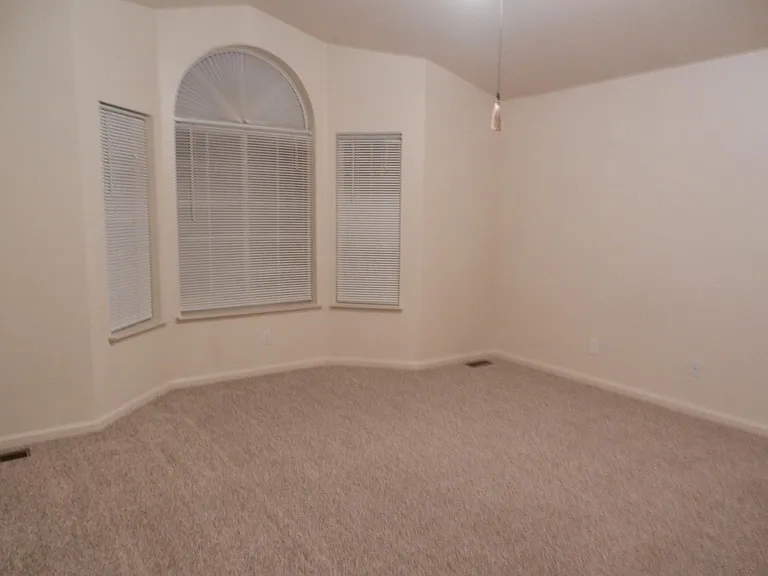 1339 Kimmerling Rd #B — Photo 5
