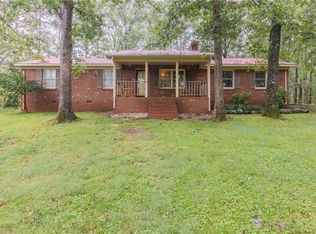 279 Bescher Chapel Rd, Trinity, NC 27370