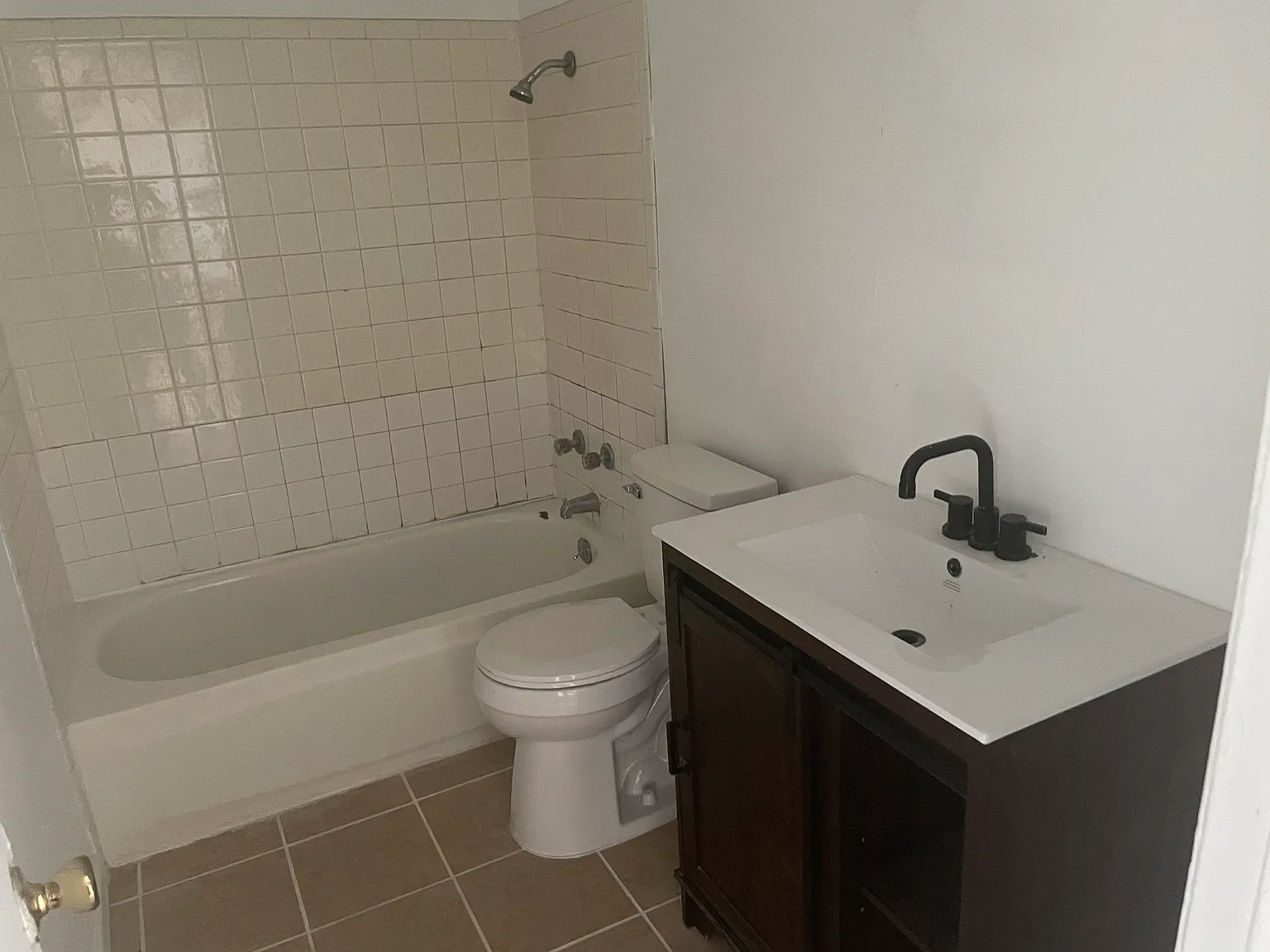 2 bed, 880 sqft, $1,550 — Photo 4