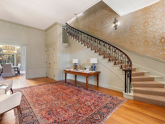 3rd image of 51 Beacon St APT 3