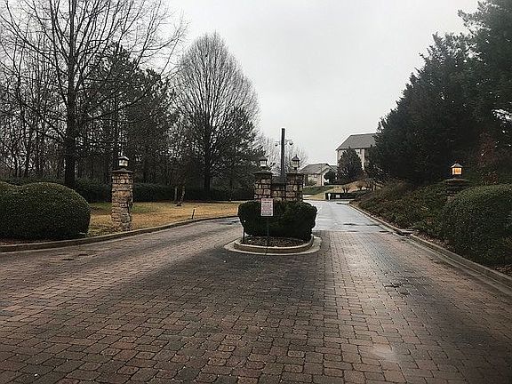 Harts Cove entrance