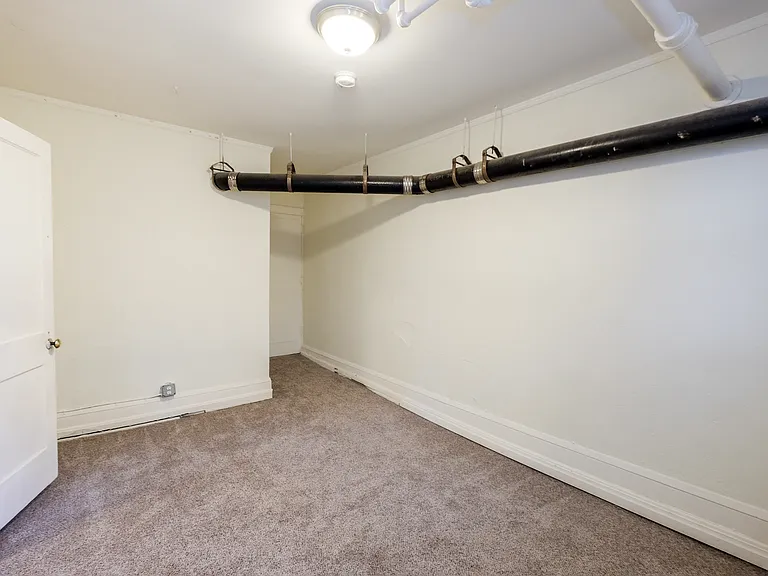 3220 Garfield Avenue — Photo 22