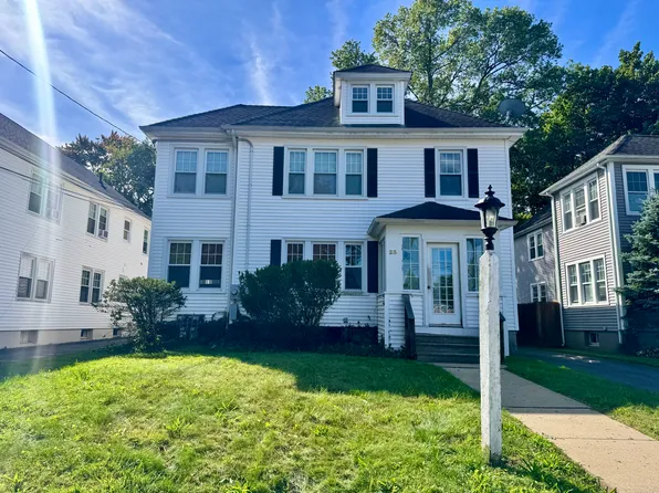 25 Vera St #1, West Hartford, CT 06119