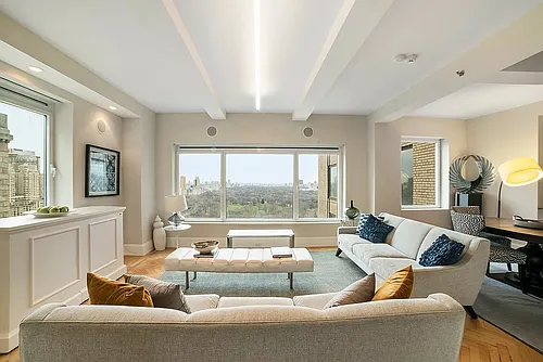 160 Central Park S Photo 1