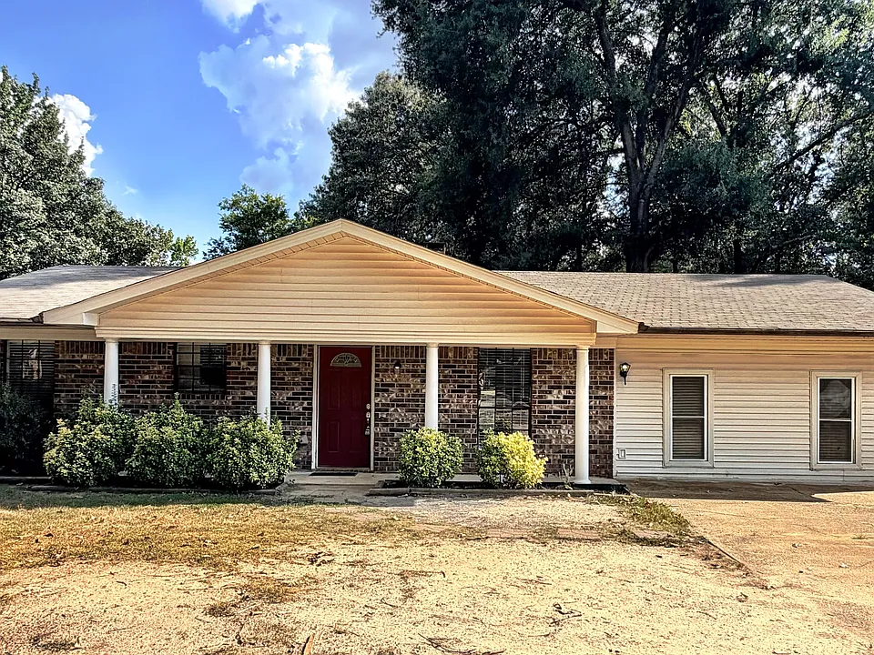 2615 Stivers Blvd