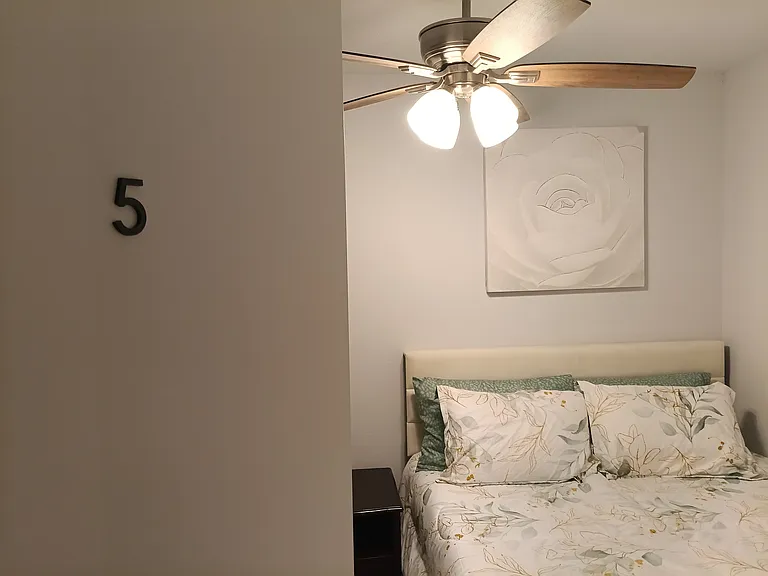 6908 Trimble Dr #5 — Photo 3