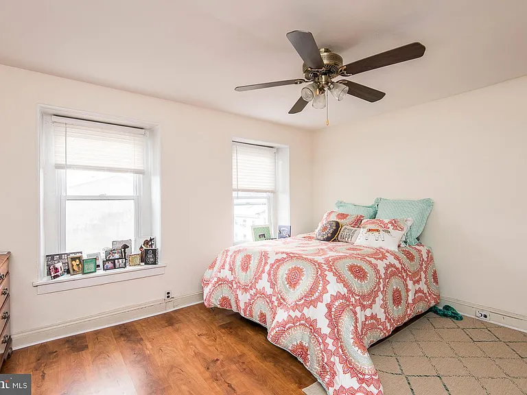 133 Dupont St — Photo 21