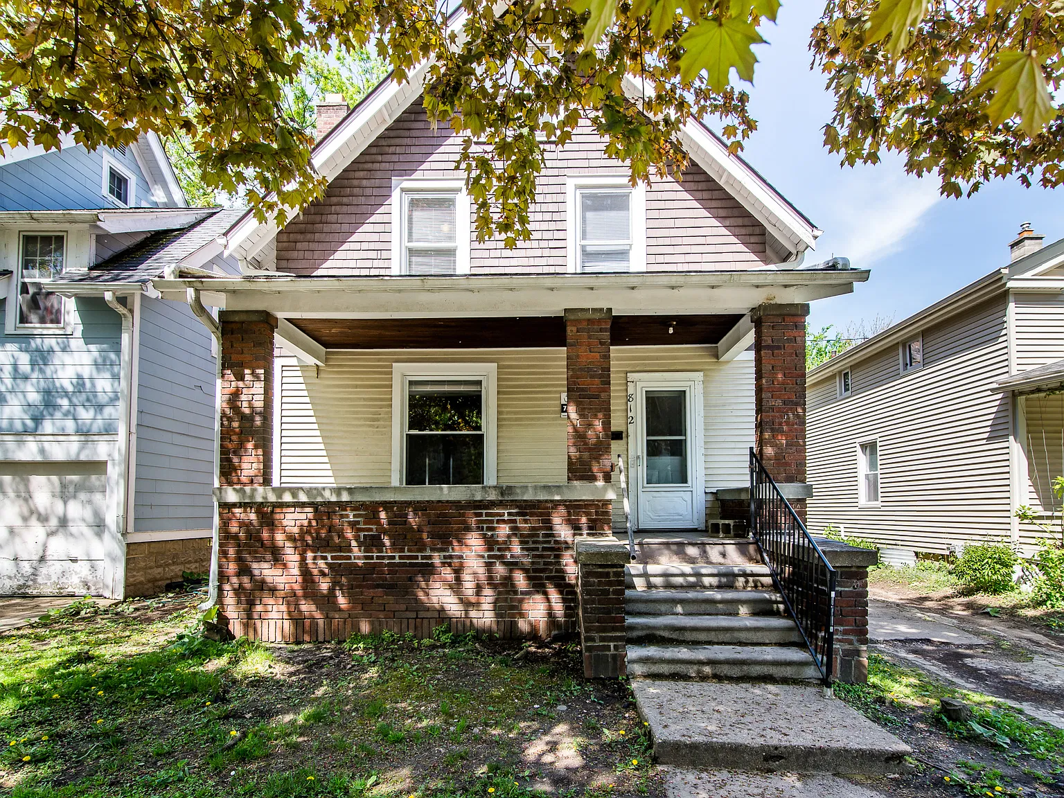 812 Sybil - 1 — Photo 1