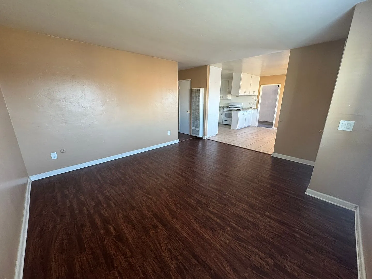 7017-7019 Mohawk Street — Photo 2