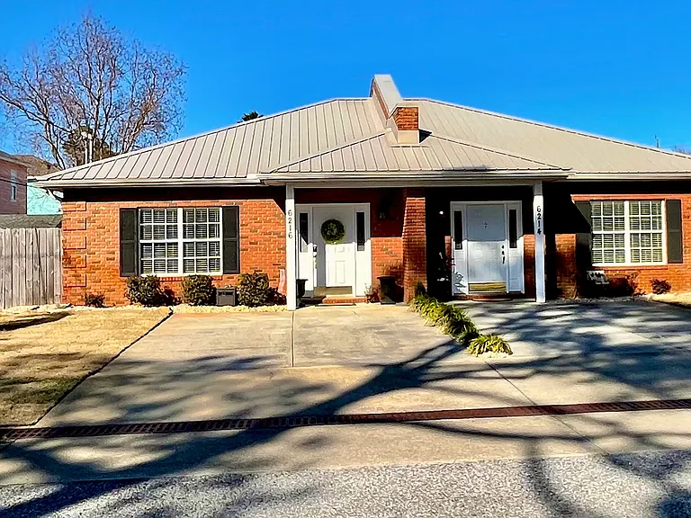 6214 Azalea Ave — Photo 2