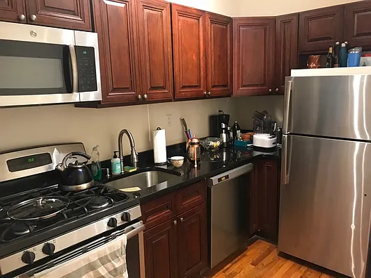 Rented by Capri Jet Realty Corp | media 19