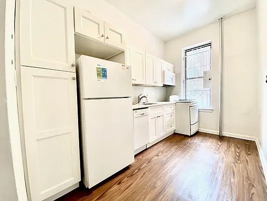 Rented by Corcoran | media 3