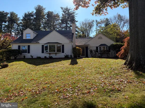 206 Martroy Ln, Wallingford, PA 19086