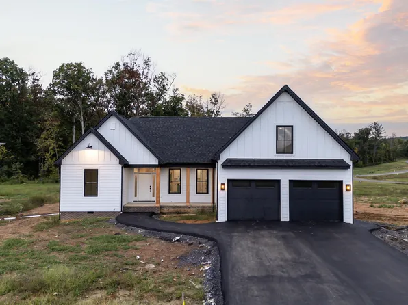 10255 Dalmatian Dr, McGaheysville, VA 22840