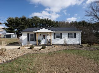 321 Luzern St SW, Sugarcreek, OH 44681