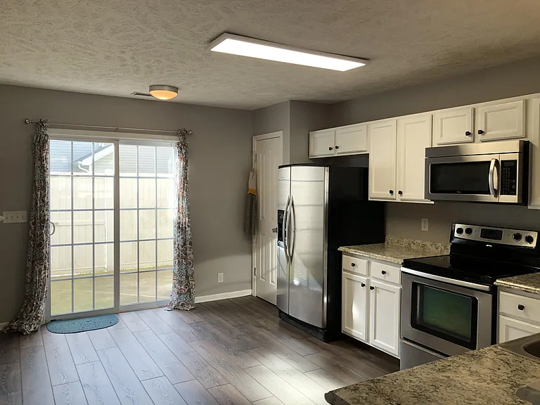 2961 S Rutherford Blvd #B-4 — Photo 5