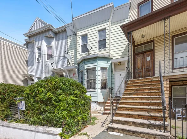 42 Clerk St, Jersey City, NJ 07305