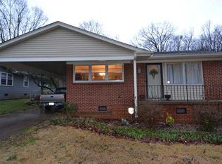 1615 Ridge Ave, Florence, AL 35630
