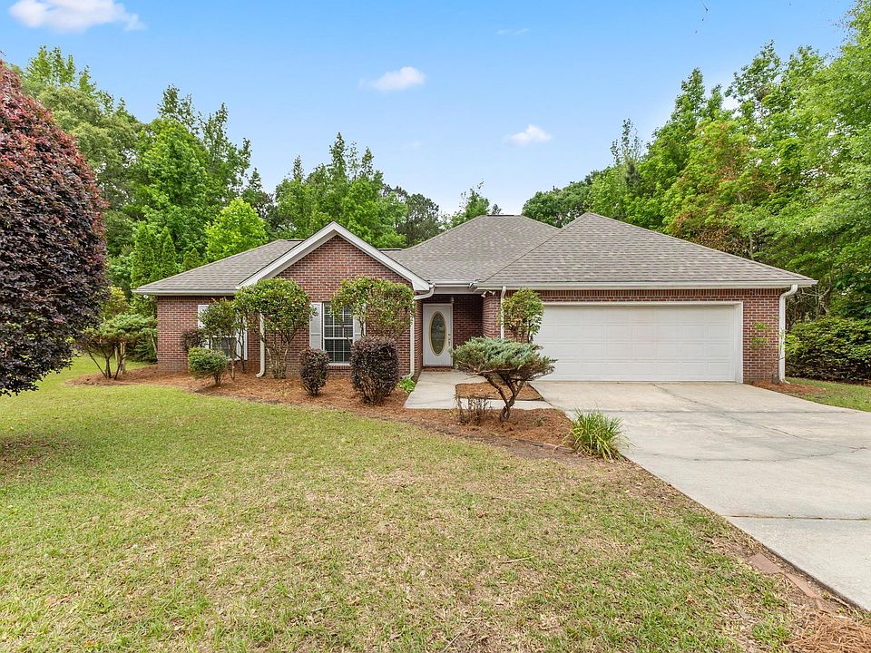 1st image of 416 Green Hills Dr