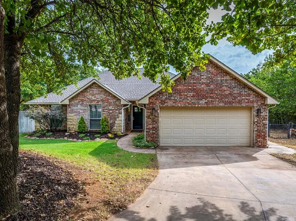 139 Tulip Trl, Edmond, OK 73025