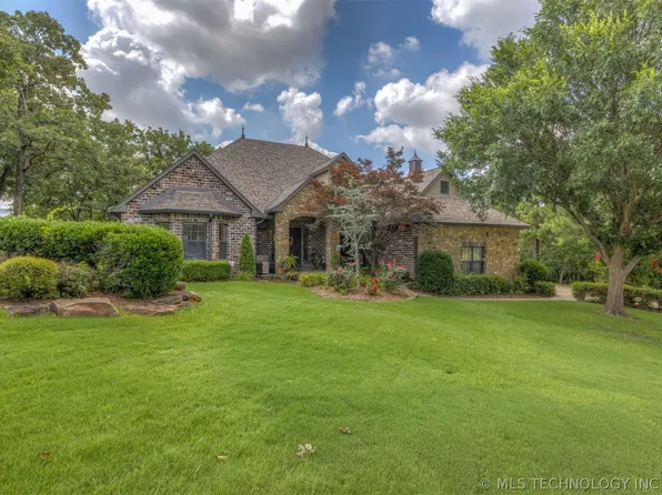 6920 W 42nd St, Tulsa, OK 74107