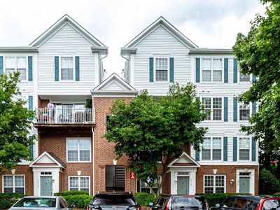 12765 Fair Crest Ct #34304, Fairfax, VA, 22033