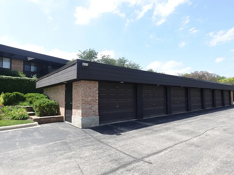 1265 N Sterling Ave #109 — Photo 2