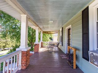 535 Blue Ridge Ave, Bedford, VA 24523