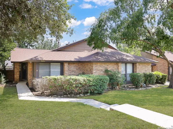 9340 Dover Ridge, San Antonio, TX 78250