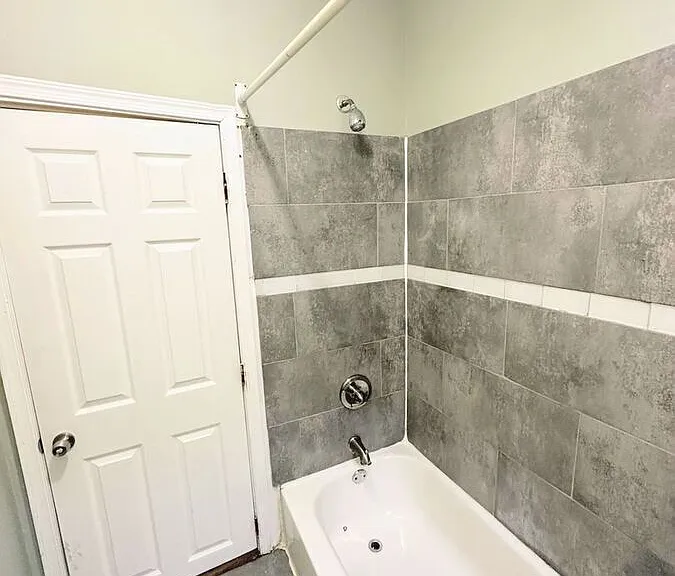 5532 Pemberton St — Photo 31
