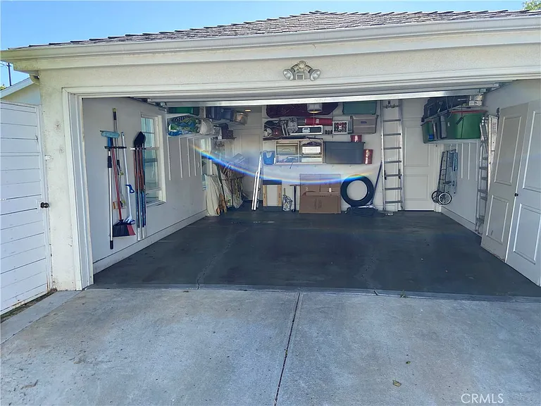 4470 Stansbury Ave — Photo 63