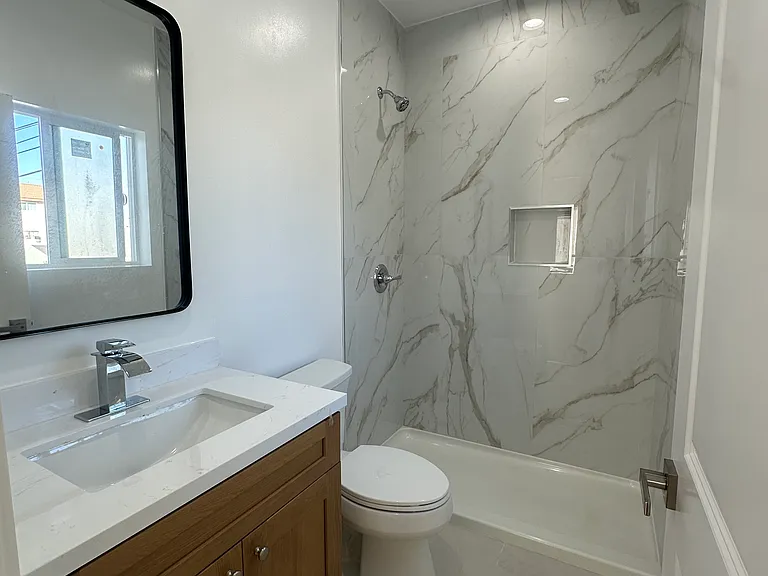 4055 W 141st St #C — Photo 3