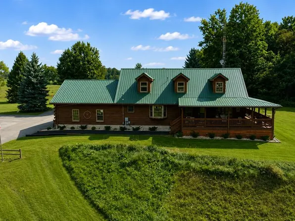 6833 German Rd, Crestline, OH 44827