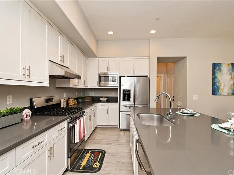 85 Promesa Ave — Photo 5