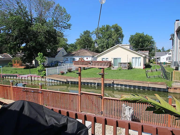 32 Lakeside Ln — Photo 14