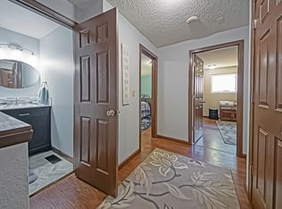 91 NE View Ridge Dr, Belfair, WA 98528