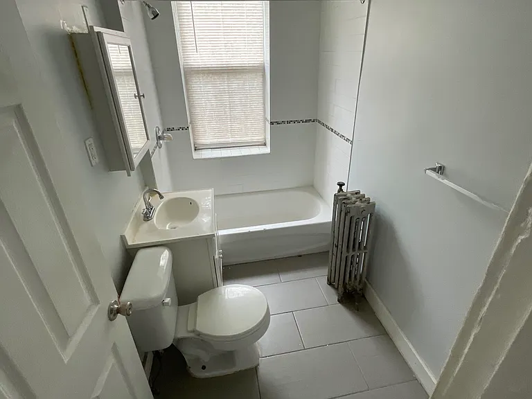 15 Goldsmith Ave #B26 — Photo 3