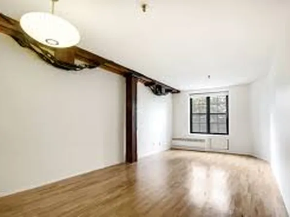 324 Pearl Street image 1 of 14