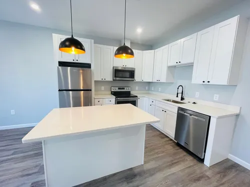 487 Lincoln St #1 Photo 1