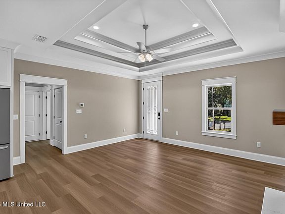 3rd image of 6632 Alii Pl