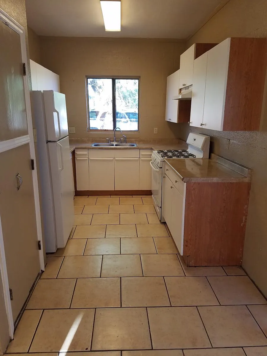 132 W Navajo Rd Apt 2, Tucson, AZ 85705 HotPads