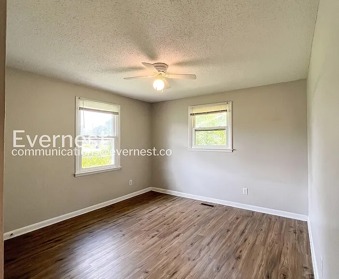 212 Branch Trl — Photo 11
